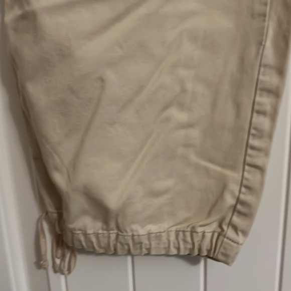 DKNY cargo capris - Picture 6 of 14